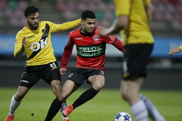 小卡的失误 小卡的失误